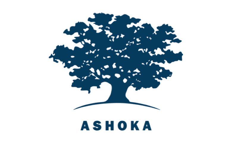 El logotipo Fundación porqueViven muestra un gran árbol azul sobre su nombre, símbolo de apoyo y esperanza