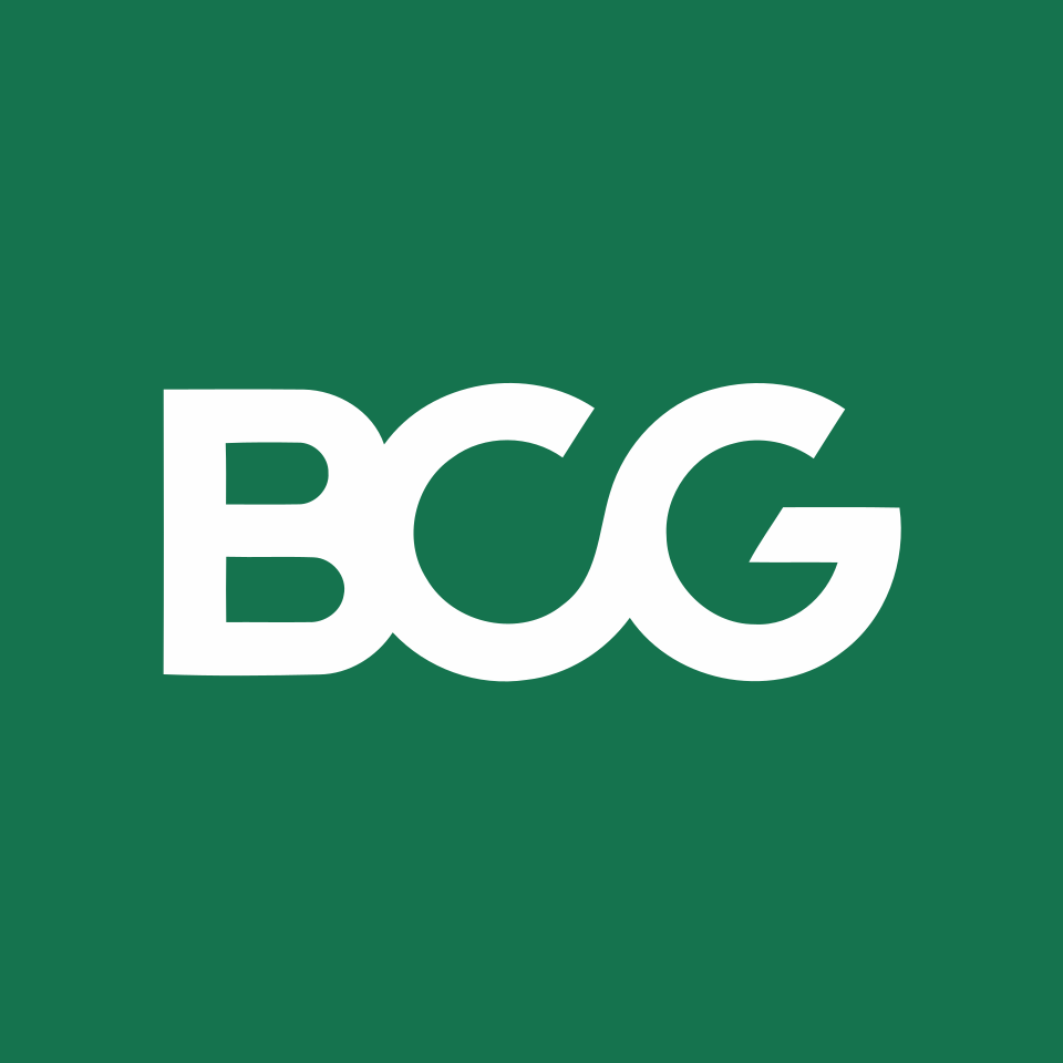 A domicilio Letras blancas BCG en tipografía moderna sobre fondo verde, reflejando el compromiso Fundación porqueViven con y el legado para futuras generaciones